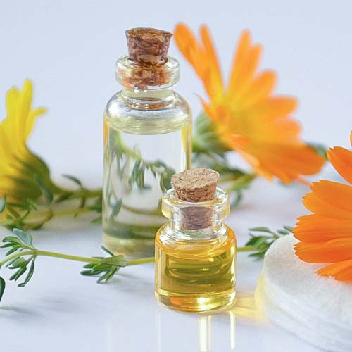 aromathérapie pot de crème composés aromatiques extraits de plantespharmacie des Rochelles